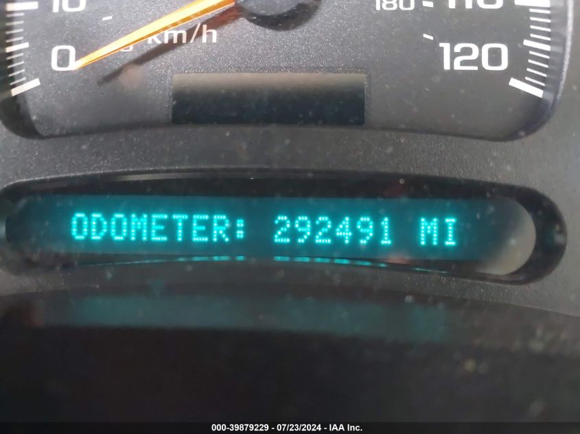 2003 Chevrolet Tahoe Z71 VIN: 1GNEK13Z43R318436 Lot: 39879229