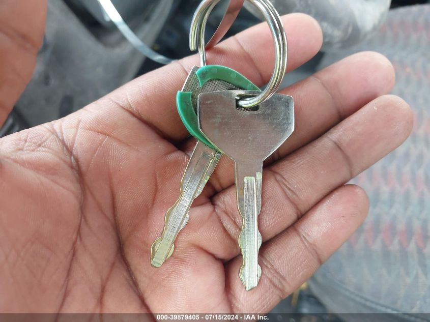 2000 Jeep Wrangler Sport VIN: 1J4FA49SXYP751896 Lot: 39879405