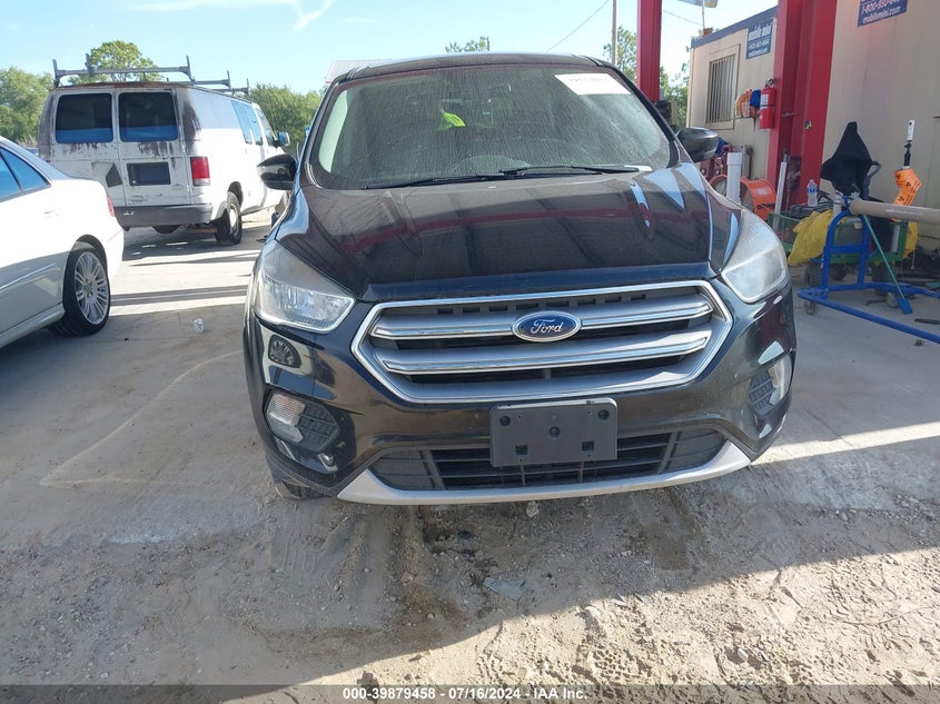 2017 Ford Escape Se VIN: 1FMCU0GD3HUD78100 Lot: 39879458