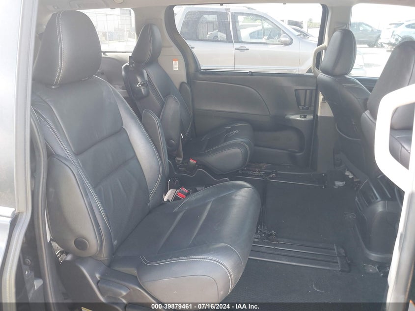 2016 Toyota Sienna Se 8 Passenger VIN: 5TDXK3DC4GS750572 Lot: 39879461