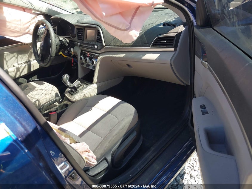 VIN 5NPD74LF0KH497500 2019 HYUNDAI ELANTRA SE