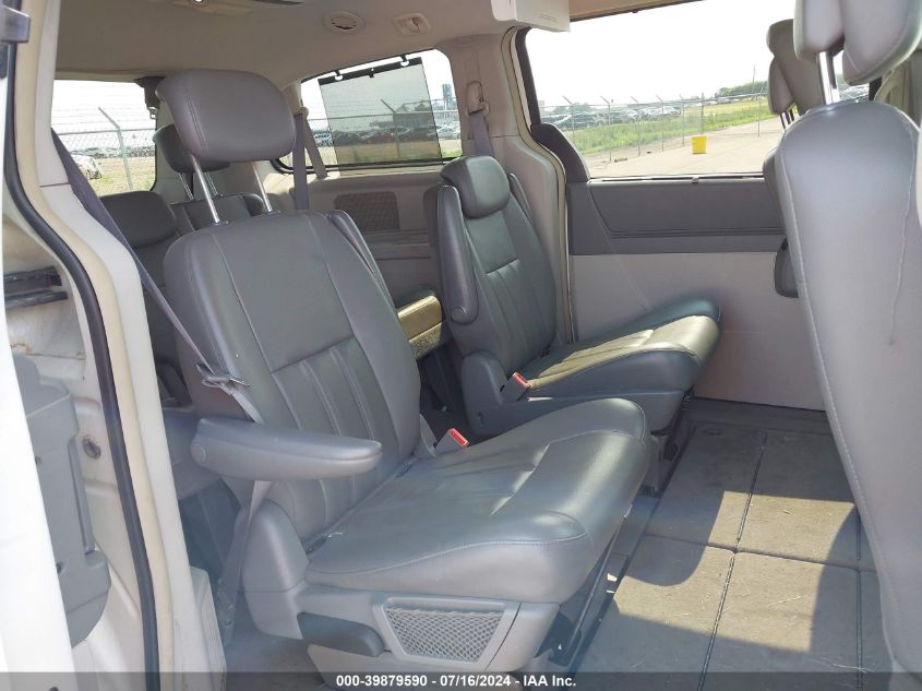 2010 Chrysler Town & Country Touring VIN: 2A4RR5DX4AR329416 Lot: 39879590