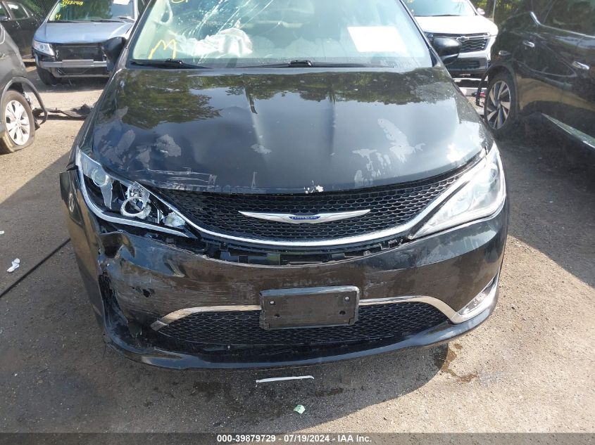 2019 Chrysler Pacifica Touring L VIN: 2C4RC1BG5KR731174 Lot: 39879729