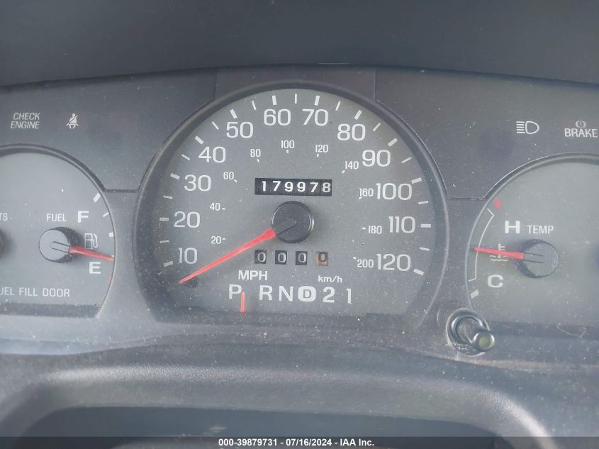 1999 Ford Crown Victoria VIN: 2FAFP73W7XX102346 Lot: 39879731