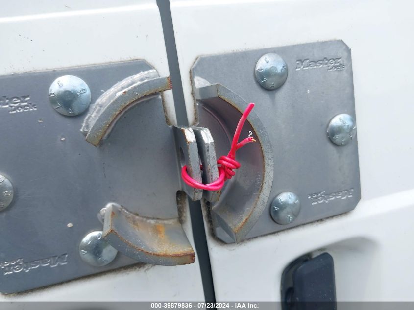 2002 Chevrolet Astro VIN: 1GCDM19X22B134575 Lot: 39879836