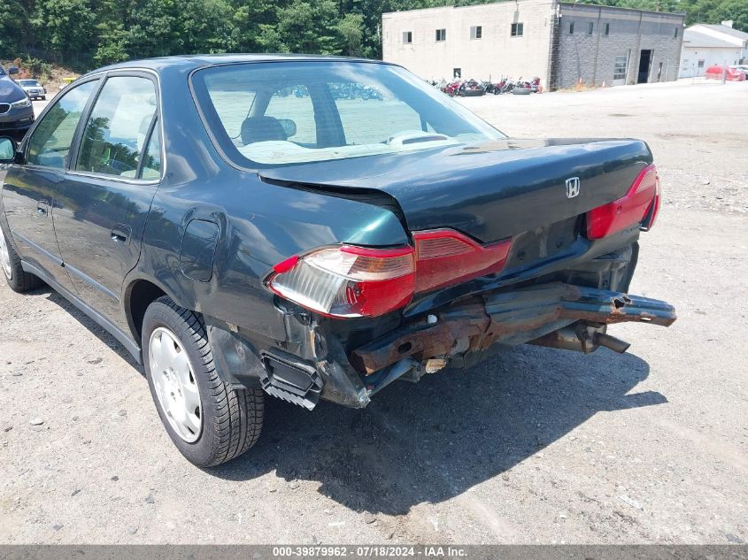 2000 Honda Accord 2.3 Lx VIN: 1HGCG5647YA135581 Lot: 39879962