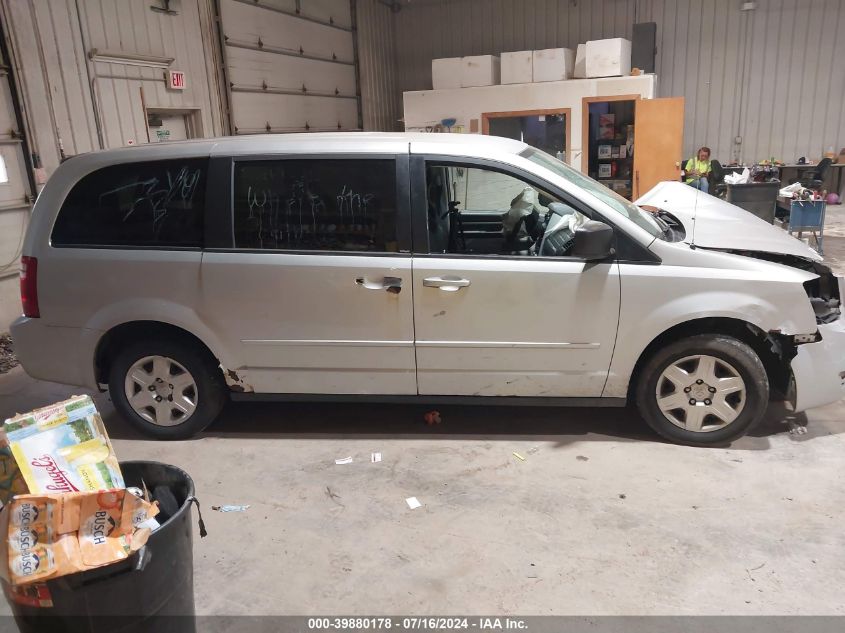 2010 Dodge Grand Caravan Se VIN: 2D4RN4DE8AR145612 Lot: 39880178