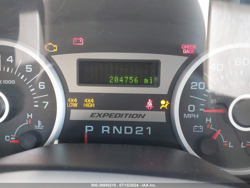 2006 Ford Expedition Limited VIN: 1FMFU20596LA86966 Lot: 39880210