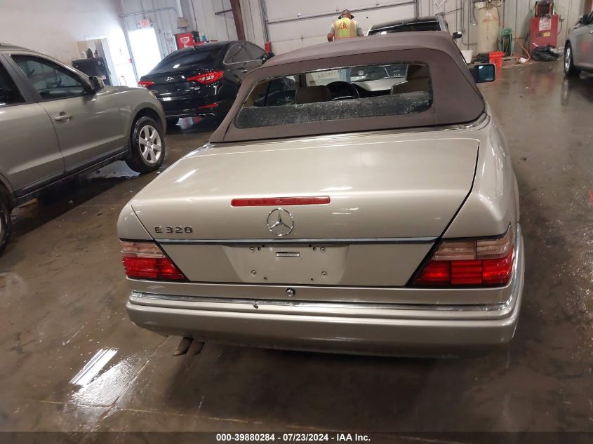 1994 Mercedes-Benz E 320 VIN: WDBEA66E2RC098726 Lot: 39880284