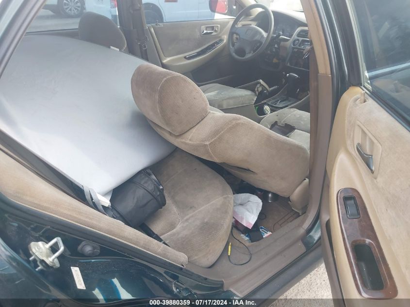 2000 Honda Accord Se VIN: 1HGCG567XYA081106 Lot: 39880359