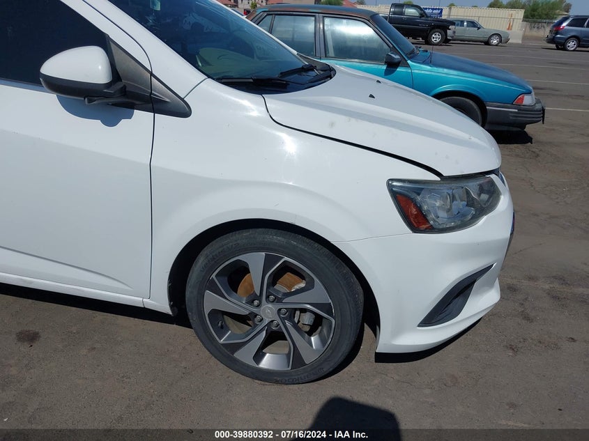 2018 Chevrolet Sonic Premier Auto VIN: 1G1JF5SB7J4105569 Lot: 39880392