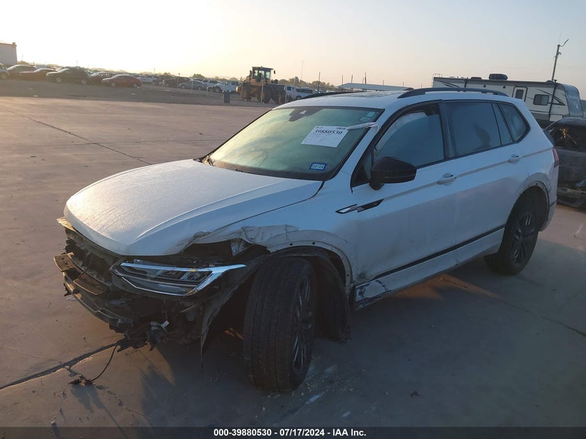 2022 VOLKSWAGEN TIGUAN 2.0L I-4 DI, DOHC, V(VIN: 3VVCB7AX1NM062783