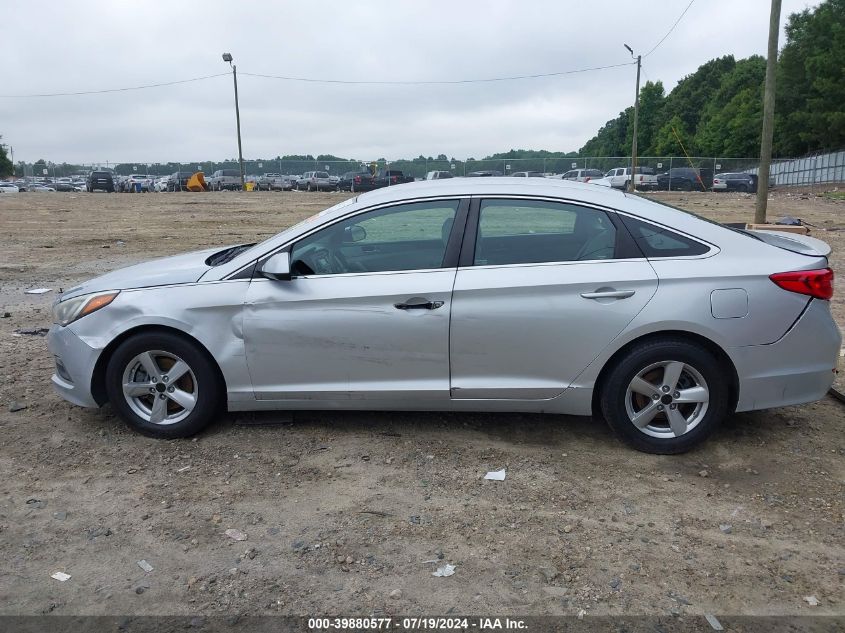 2015 Hyundai Sonata Se VIN: 5NPE24AFXFH204391 Lot: 39880577