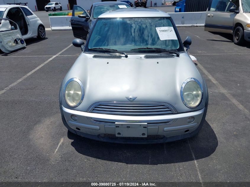 2004 Mini Cooper VIN: WMWRC33484TC54848 Lot: 39880725