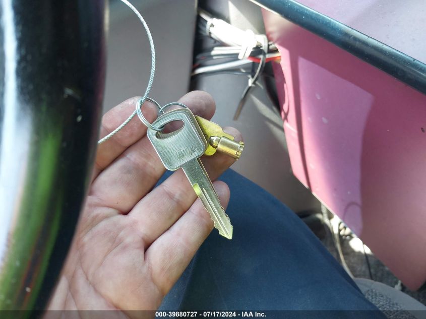 1999 Ford E-350 Super Duty Commercial/Recreational VIN: 1FTSS34S6XHB33776 Lot: 39880727