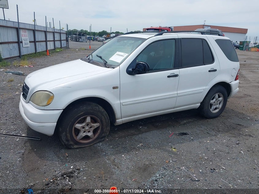 2001 Mercedes-Benz Ml 320 VIN: 4JGAB54E11A245463 Lot: 39880881