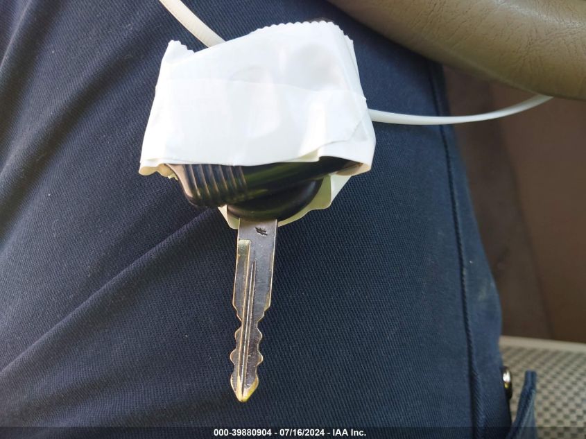 2005 Ford Escape Xlt VIN: 1FMYU93195KA02921 Lot: 39880904