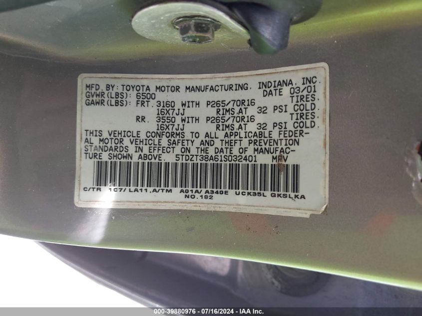 2001 Toyota Sequoia Limited V8 VIN: 5TDZT38A61S032401 Lot: 39880976