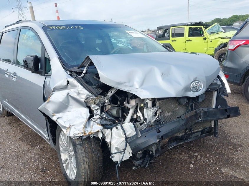 2013 Toyota Sienna Xle V6 8 Passenger VIN: 5TDYK3DC1DS404818 Lot: 39881025