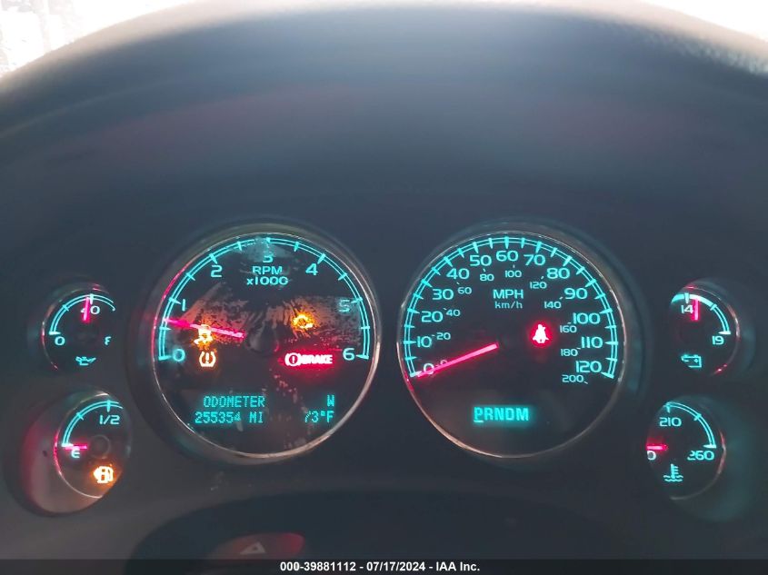 2014 Chevrolet Suburban 1500 Lt VIN: 1GNSCJE07ER104283 Lot: 39881112