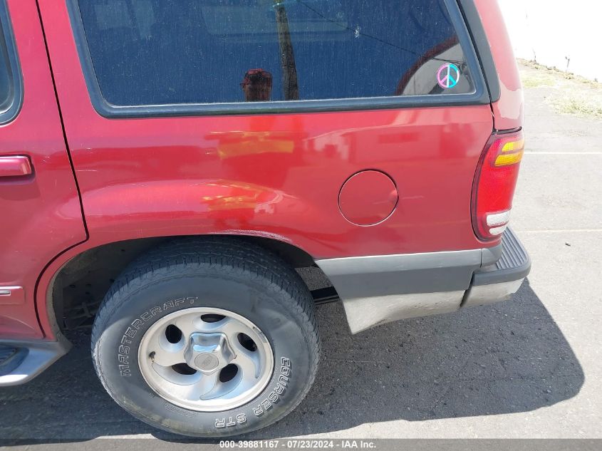 1999 Ford Explorer Eddie Bauer/Limited/Xlt VIN: 1FMDU34EXXZA89834 Lot: 39881167