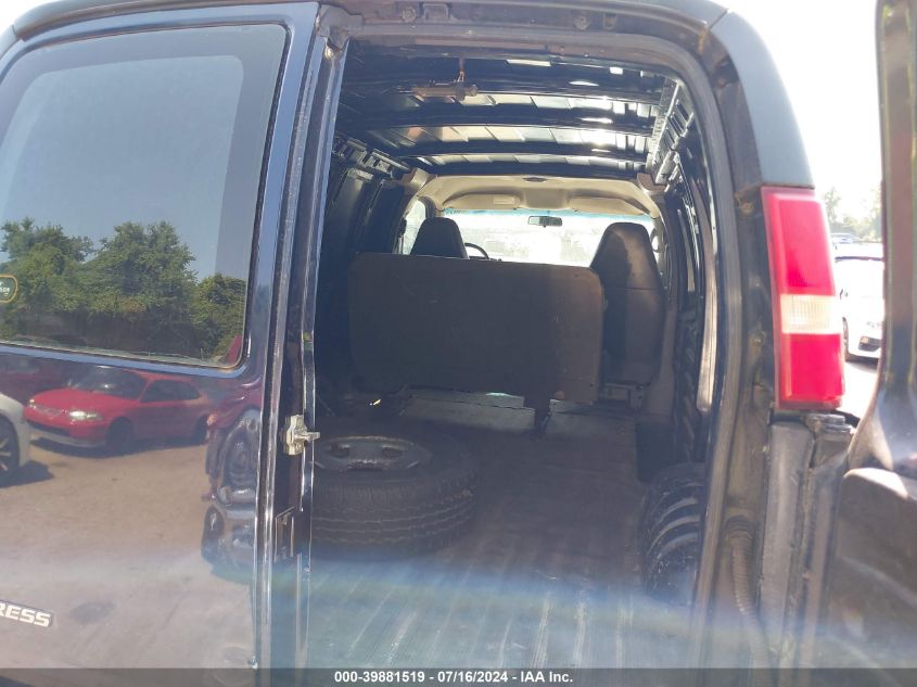 2006 Chevrolet Express Work Van VIN: 1GCGG25V961153053 Lot: 39881519