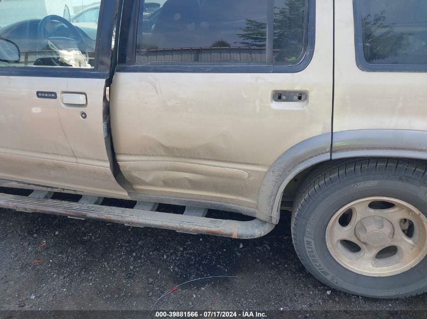 2000 Ford Explorer Xlt VIN: 1FMZU73E6YZB21372 Lot: 39881566