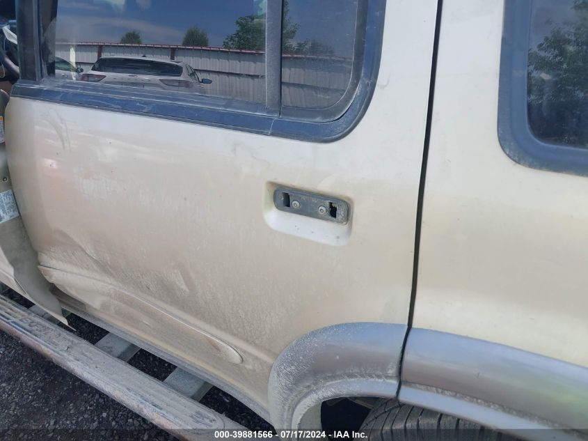 2000 Ford Explorer Xlt VIN: 1FMZU73E6YZB21372 Lot: 39881566