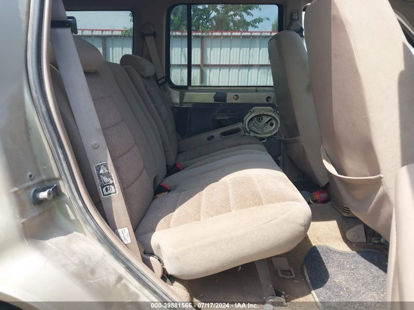 2000 Ford Explorer Xlt VIN: 1FMZU73E6YZB21372 Lot: 39881566