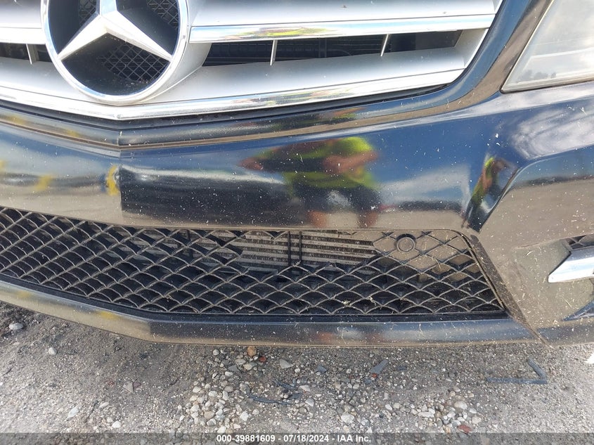 2014 Mercedes-Benz C 250 VIN: WDDGJ4HB3EG184203 Lot: 39881609