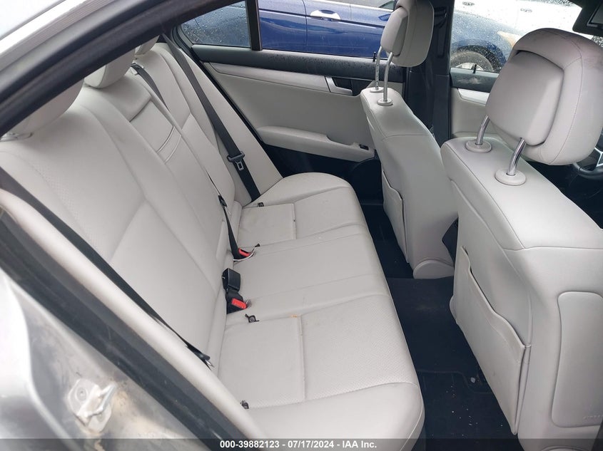 2014 Mercedes-Benz C 250 250 VIN: WDDGF4HBXEA952313 Lot: 39882123