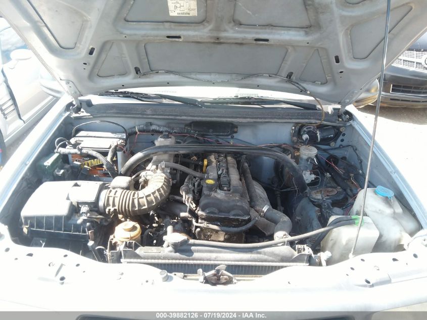 2001 Chevrolet Tracker Zr2 VIN: 2CNBJ78C616922323 Lot: 39882126