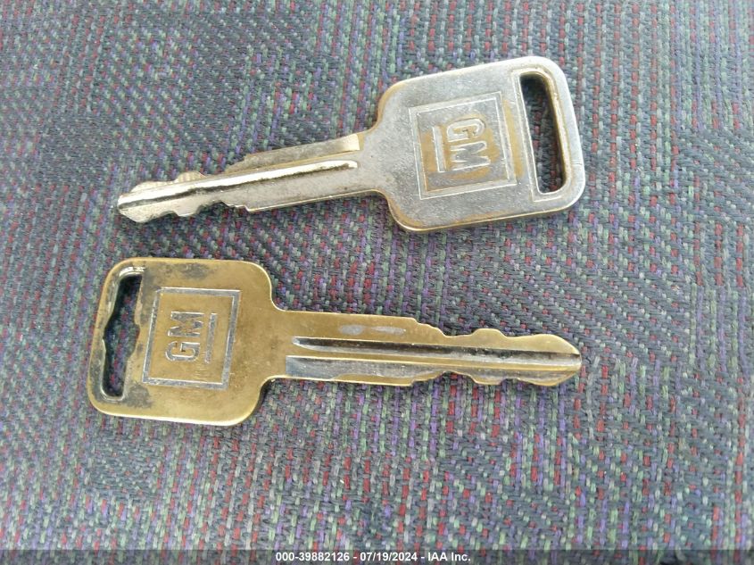 2001 Chevrolet Tracker Zr2 VIN: 2CNBJ78C616922323 Lot: 39882126