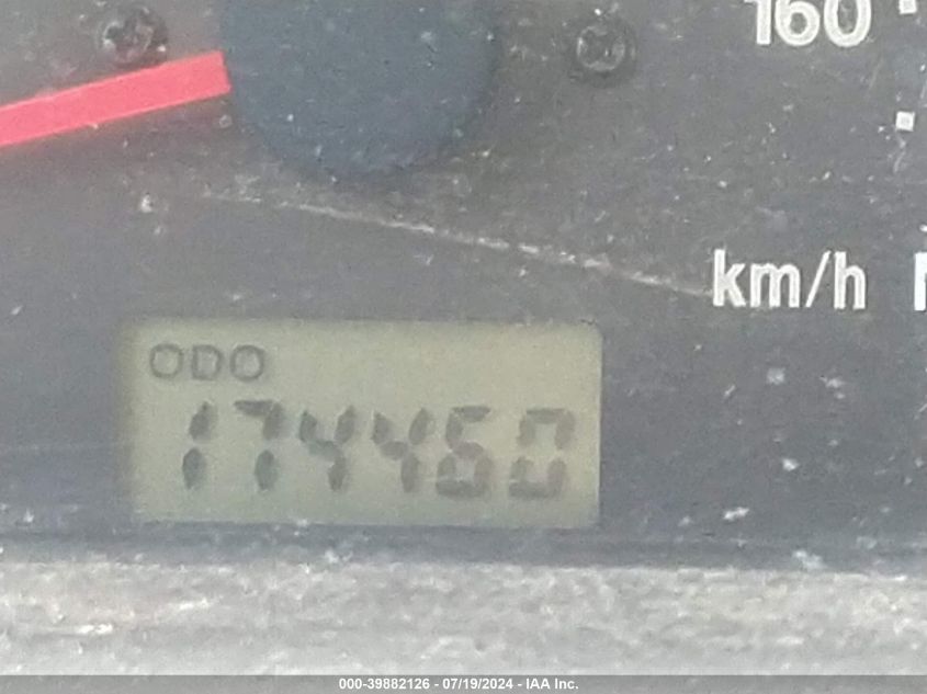 2001 Chevrolet Tracker Zr2 VIN: 2CNBJ78C616922323 Lot: 39882126