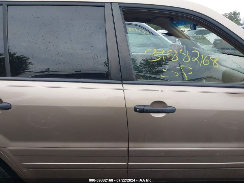 2005 Honda Pilot Ex-L VIN: 5FNYF18615B018998 Lot: 39882168