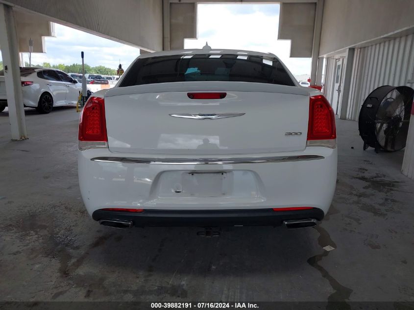 2015 Chrysler 300 Limited VIN: 2C3CCAAG4FH929607 Lot: 39882191