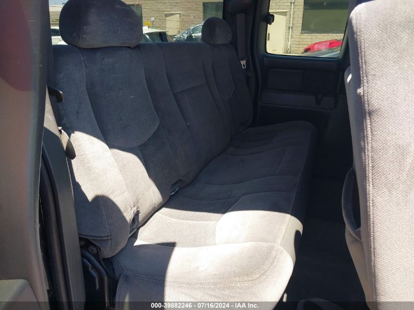 2005 GMC Sierra 1500 Sle VIN: 2GTEC19T951303029 Lot: 39882246