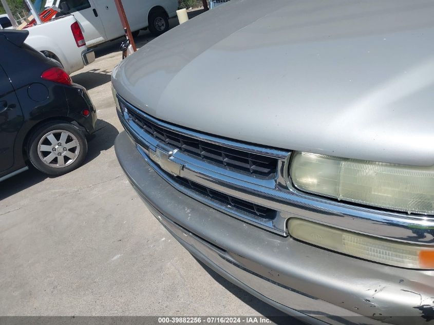 2004 Chevrolet Tahoe Lt VIN: 1GNEC13Z44R225947 Lot: 39882256