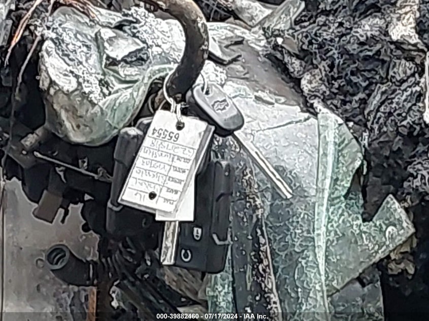 2016 CHEVROLET SILVERADO 1500 1LT - 1GCNKRECXGZ217598