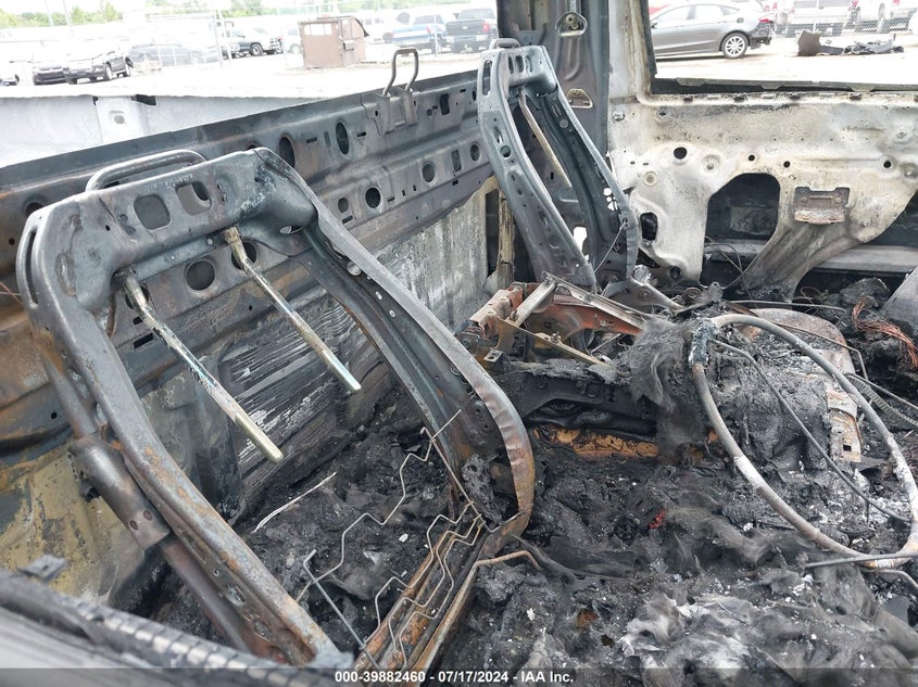 2016 CHEVROLET SILVERADO 1500 1LT - 1GCNKRECXGZ217598