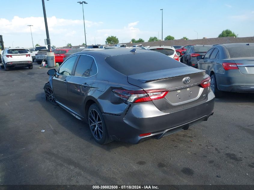 2021 Toyota Camry Se/Se Night Shade VIN: 4T1G11AK7MU540456 Lot: 39882508