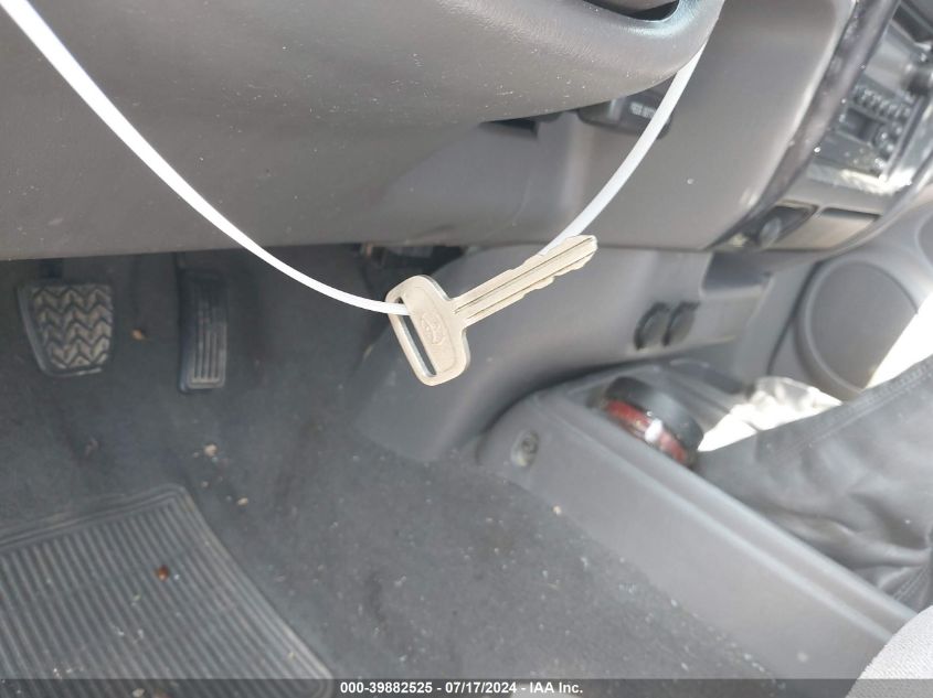 2002 Toyota Tacoma VIN: 5TEWM72N12Z880628 Lot: 39882525