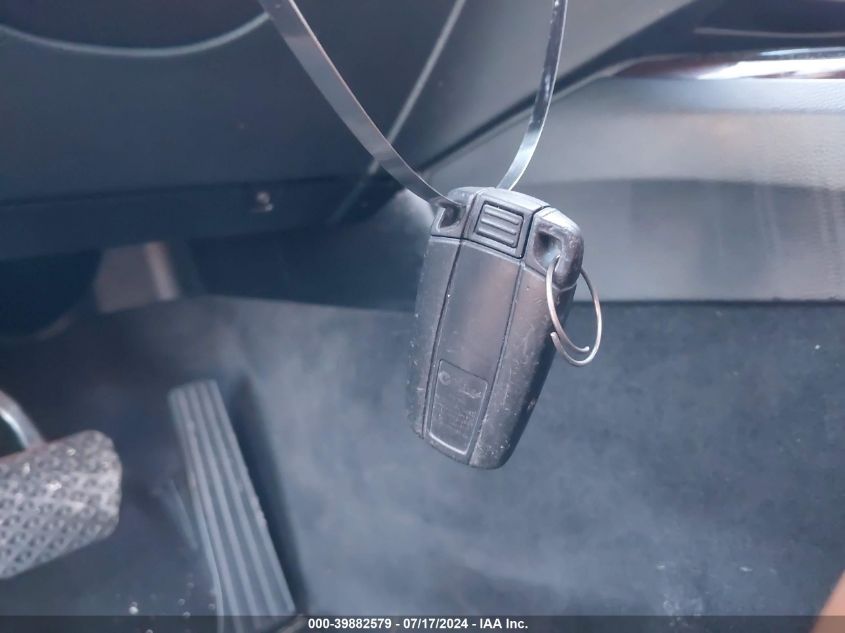 2011 BMW 3 Series I VIN: WBAPH7G59BNN07077 Lot: 39882579