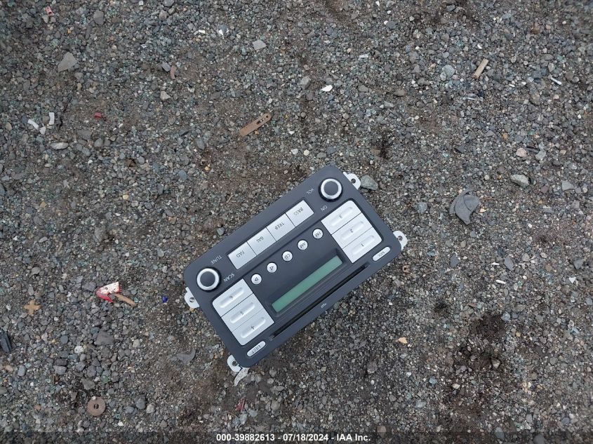 2008 Volkswagen Jetta S VIN: 3VWJZ71K38M166067 Lot: 39882613