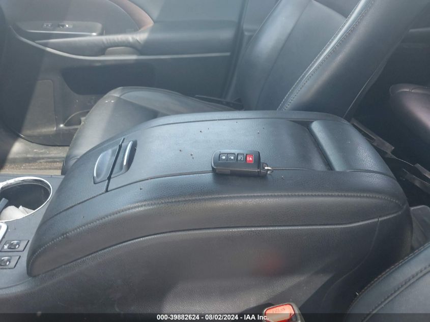 2015 Toyota Highlander Xle V6 VIN: 5TDKKRFH1FS093038 Lot: 39882624