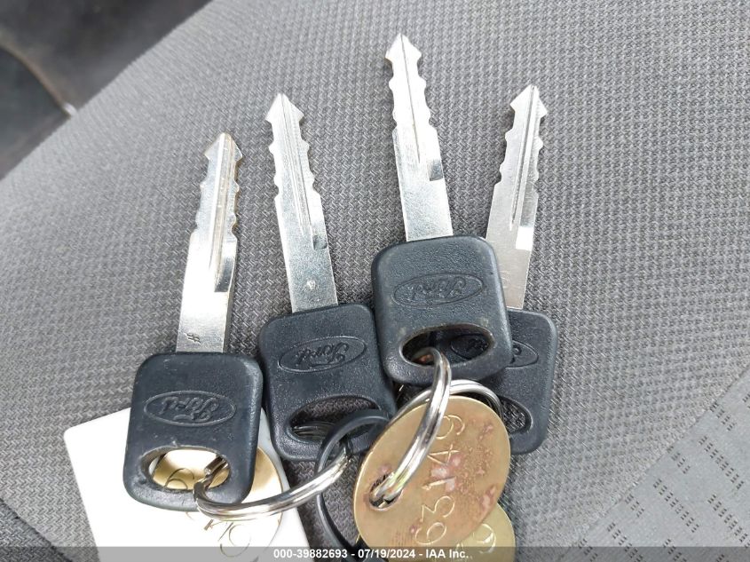 2015 Ford Econoline E450 Super Duty Cutwy Van VIN: 1FDEE4FL4FDA25481 Lot: 39882693