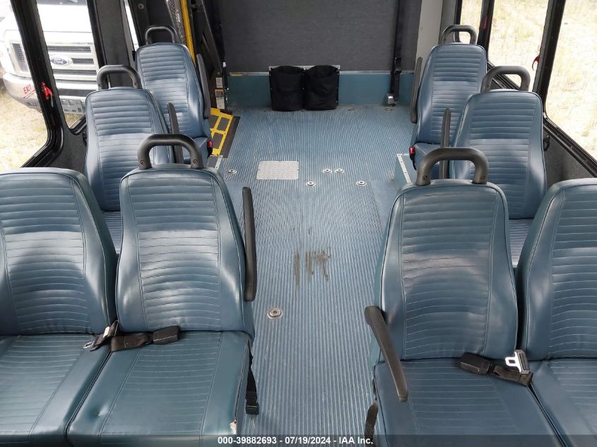 2015 Ford Econoline E450 Super Duty Cutwy Van VIN: 1FDEE4FL4FDA25481 Lot: 39882693