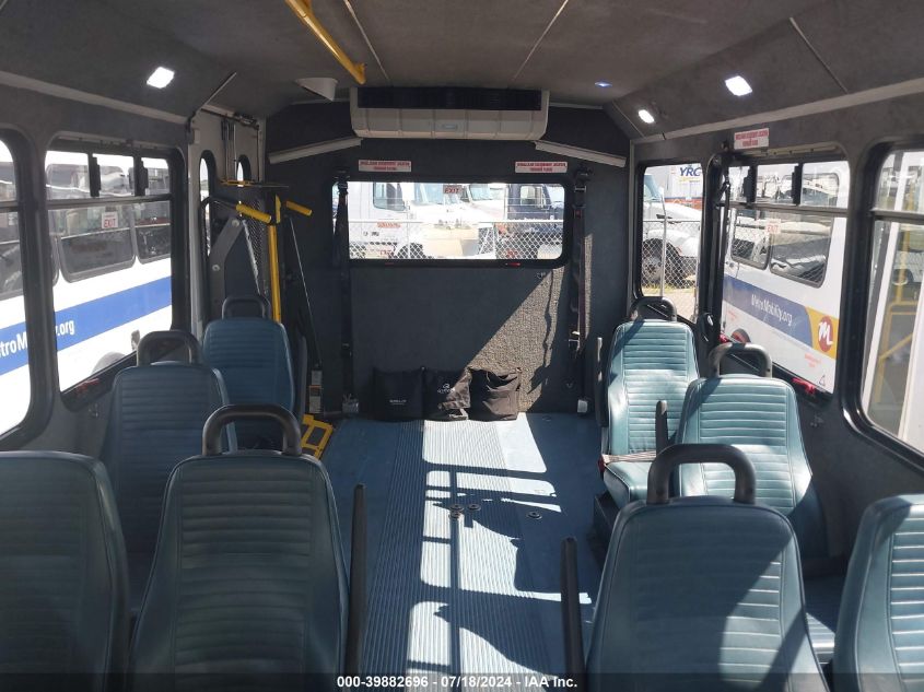 2015 Ford Econoline E450 Super Duty Cutwy Van VIN: 1FDEE4FL6FDA27782 Lot: 39882696