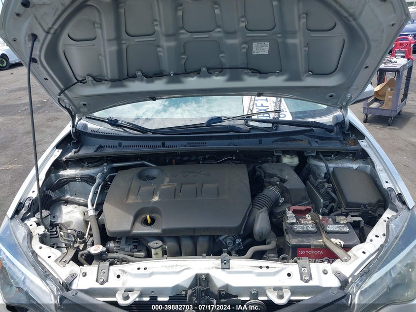 2018 TOYOTA COROLLA LE - 5YFBURHE9JP761523