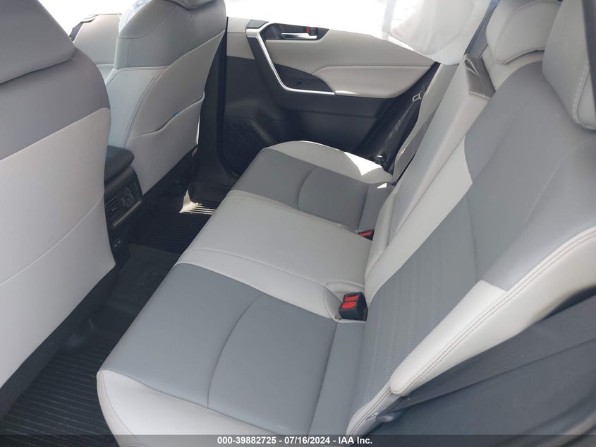 2022 TOYOTA RAV4 HYBRID XLE PREMIUM - JTMB6RFV7ND532327